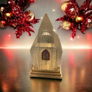 Avon Silent Night Crystal Light-up Church 1992 Christmas Holiday Decorat…​​​​​
